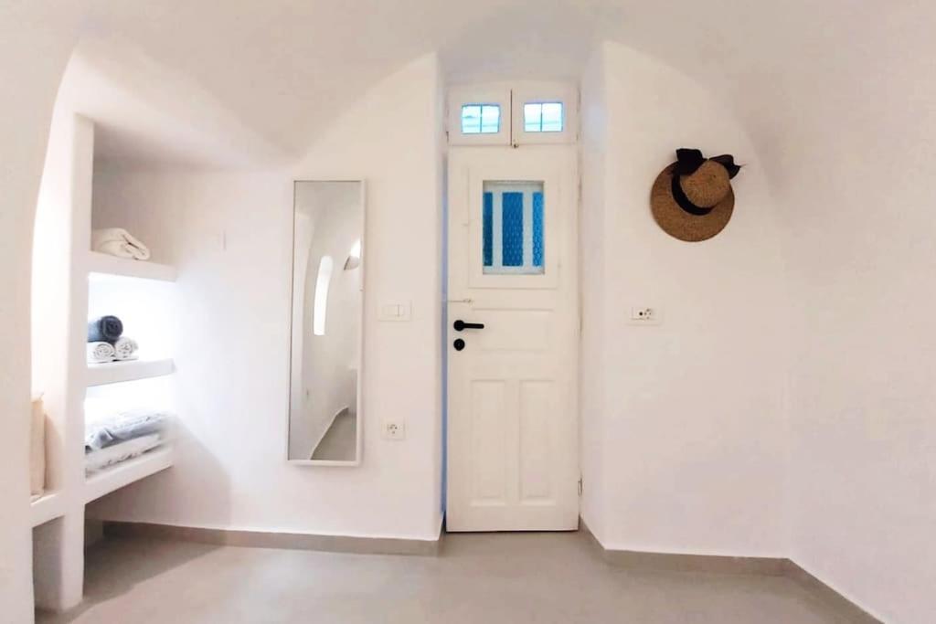 Apartmán Finikas Cave House Foinikiá Exteriér fotografie